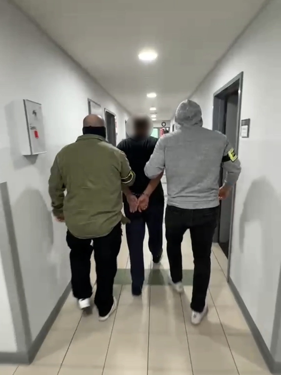 Postrzelił byłą partnerkę i uciekł. 51-latek podejrzany o usiłowanie zabójstwa w rękach poznańskich policjantów