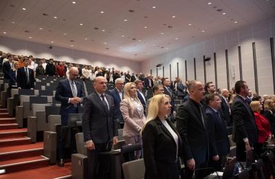 Wielkopolskie decyzje i programy po XXIII sesji Sejmiku: wsparcie dla szkół, sportu i walki z marnotrawstwem żywności