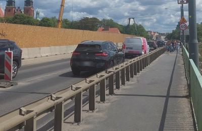 Most Chrobrego w remoncie, ale piesi nadal przejdą między centrum a Ostrowem Tumskim