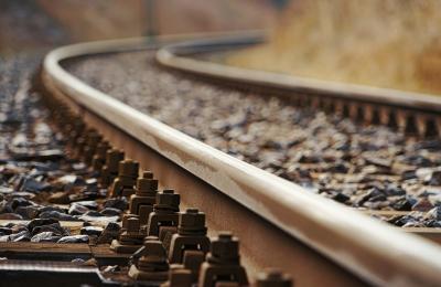 Poważne zderzenie pociągów w Wielkopolsce. Są poszkodowani, służby ustalają szczegóły