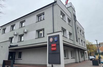 Przewodnik mieszkańca w Kostrzynie: sprawy podatkowe załatwisz w pokoju 19