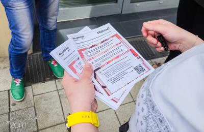 Kontrole szyldów w Poznaniu. Jak oznaczyć lokal zgodnie z przepisami?