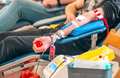 Pilnie potrzebna krew w Poznaniu. Sprawdź, gdzie i kiedy możesz oddać