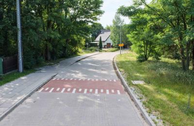 Zieliniec z nowymi ulicami i lepszą infrastrukturą — prace zakończone etapami w Poznaniu