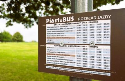 Promocja PiastoBUS: bilet uprawnia do wstępu za 1 zł do trzech muzeów w Gnieźnie i na Lednicy — zasady i lista placówek