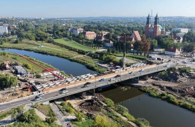 Poznań: montaż stalowej konstrukcji nowej nitki Mostu Chrobrego i plan na przyszły rok
