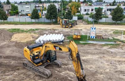 Poznań: przy ul. Buczka na Świerczewie powstaje centrum sportu z boiskami i trasą rowerową