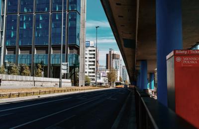 Polska Strefa Inwestycji w sektorze Rozwój i technologia: wzrost liczby projektów o 22% i wartości inwestycji o 29% w I połowie 2026