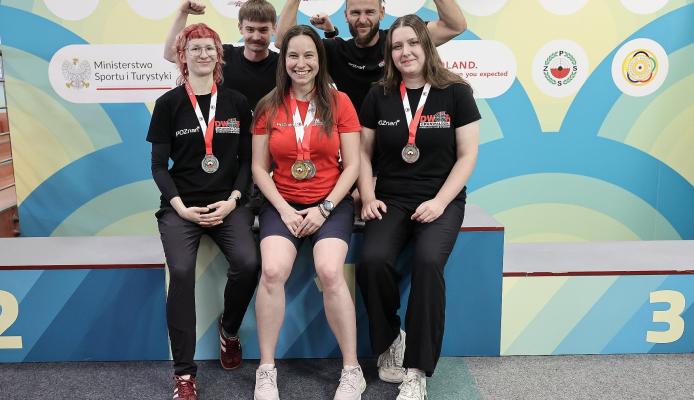 Strzelcy SKS Dwór Grunwaldzki z Poznania z medalami mistrzostw Polski we Wrocławiu - Poznań