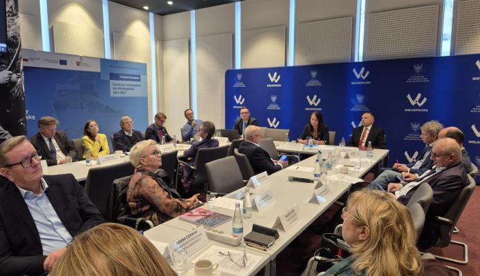 W Poznaniu omówiono ekonomię społeczną i wdrożenie dyrektywy o pracy platformowej - Poznań