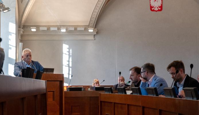 Nocny zakaz sprzedaży alkoholu w Poznaniu od 1 stycznia 2027 roku - Poznań