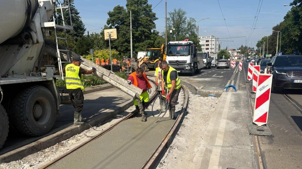 Zmiany na Dąbrowskiego przy Ogrodach. Drogowcy wchodzą w kolejny etap remontu