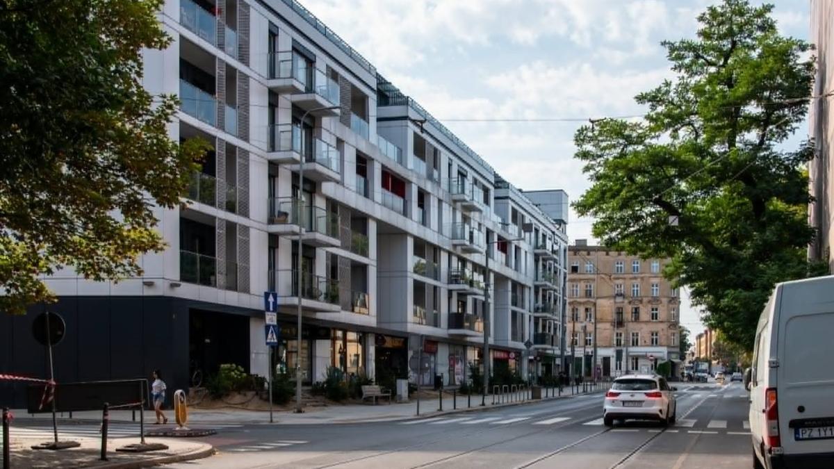 Weekendowe utrudnienia przy ul. Kraszewskiego. Objazdy i zmiana trasy autobusu 164