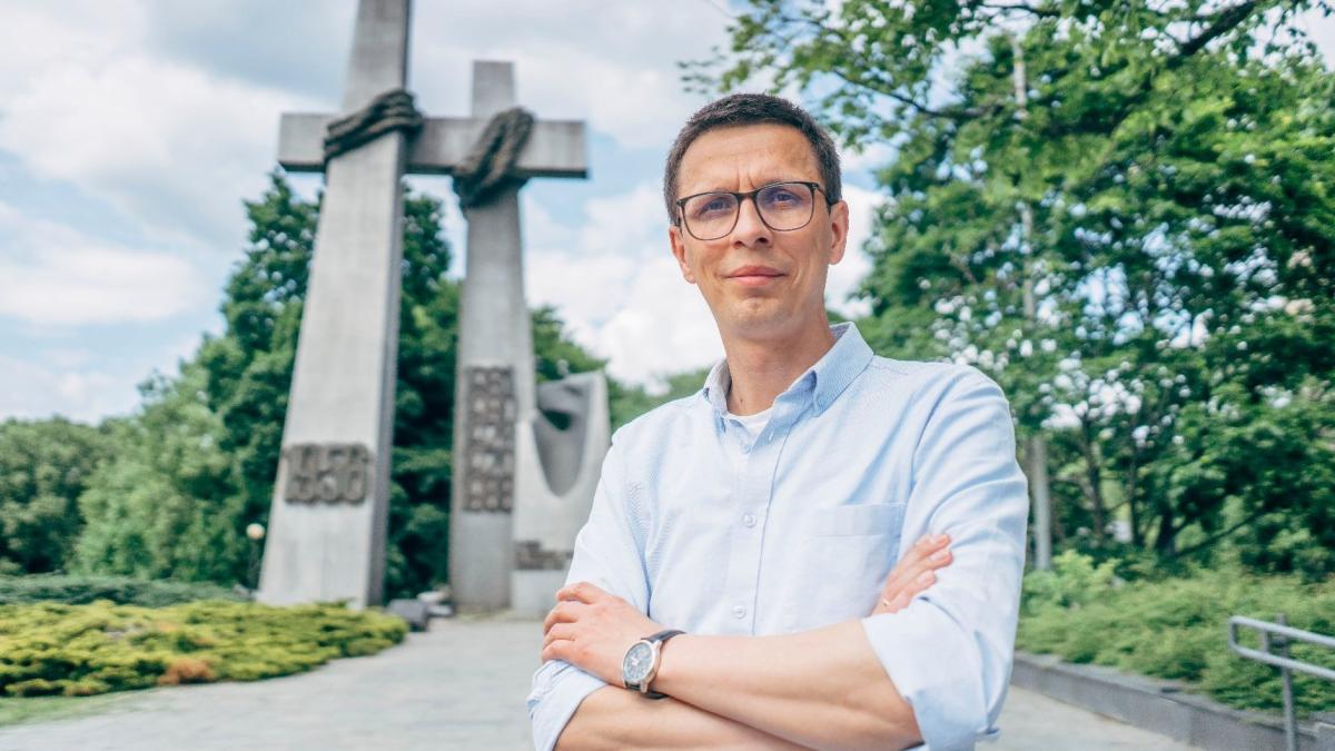 Tam i z powrotem, czyli od IKS-a do książki