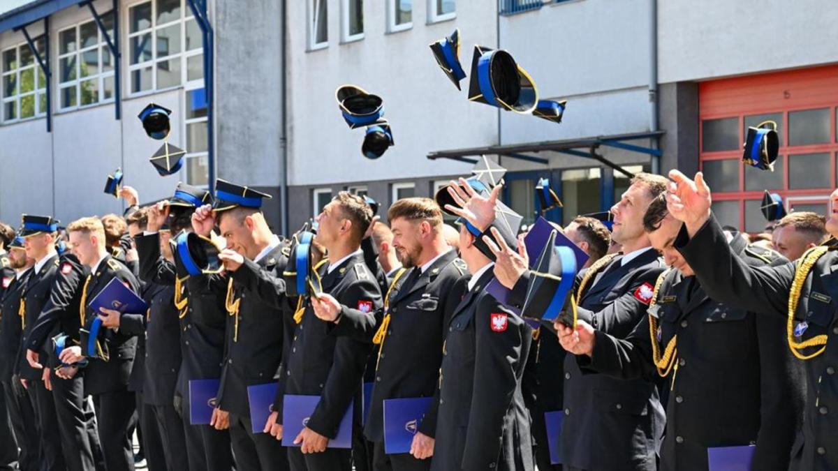 Komendant GÅÃ³wny PSP zatwierdziÅ nowe zasady kwalifikowania kandydatÃ³w na kwalifikacyjne kursy zawodowe w zawodzie technik poÅ¼arnictwa (KKZ) w roku szkolnym 2026/2027. - Komenda Miejska PaÅstwowej StraÅ¼y PoÅ¼arnej w Poznaniu - Portal Gov.pl