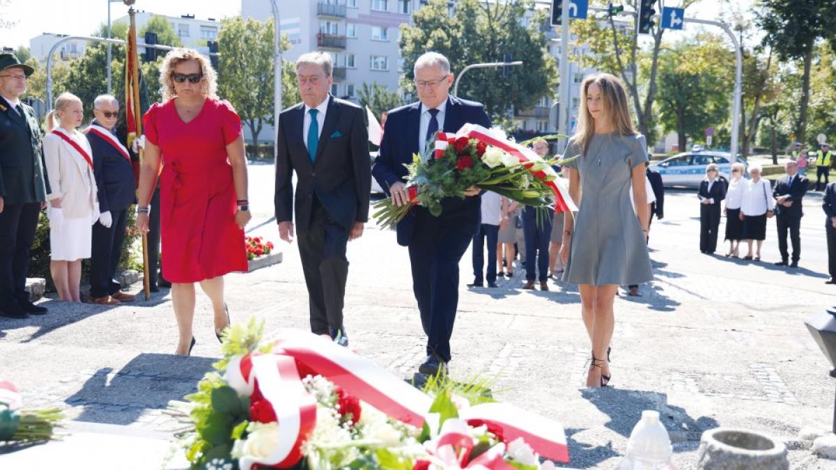 Obchody Święta Wojska Polskiego - Aktualności - WRZEŚNIA - miasto w centrum zainteresowania